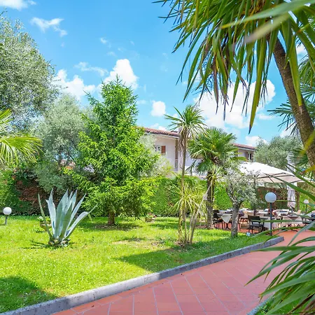 Bella Peschiera 3*