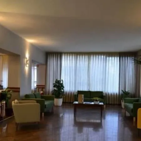 Bella Peschiera Hotel