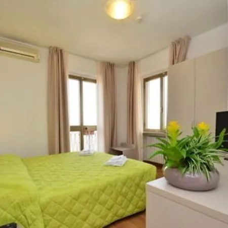 Bella Peschiera 3* 페스키에라델가르다