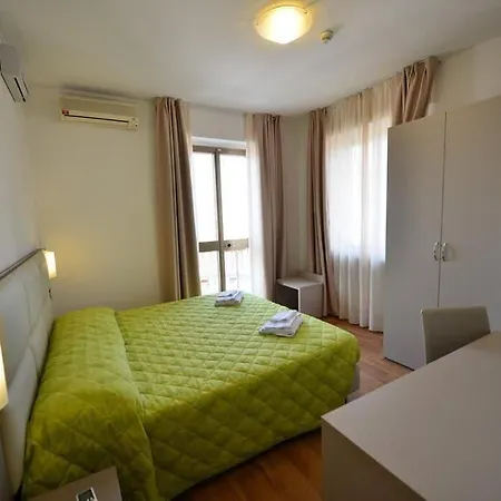 Bella Peschiera Hotel