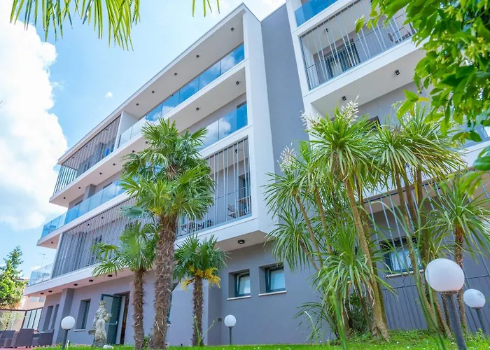 Bella Peschiera Πεσκιέρα ντελ Γκάρντα