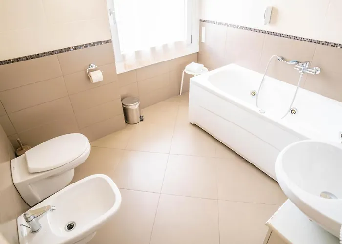 Ξενοδοχείο Bella Peschiera 3*