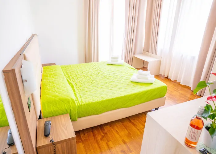 Ξενοδοχείο Bella Peschiera 3*