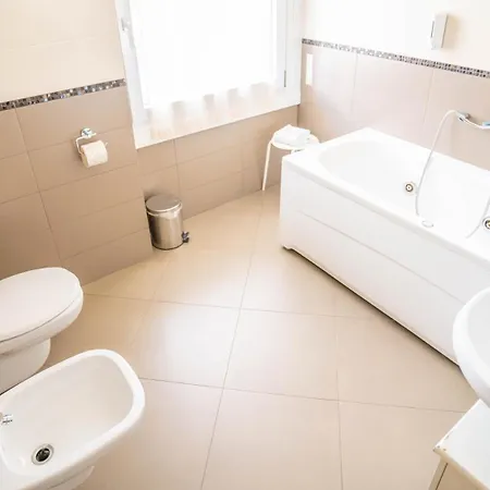 Hotell Bella Peschiera 3*