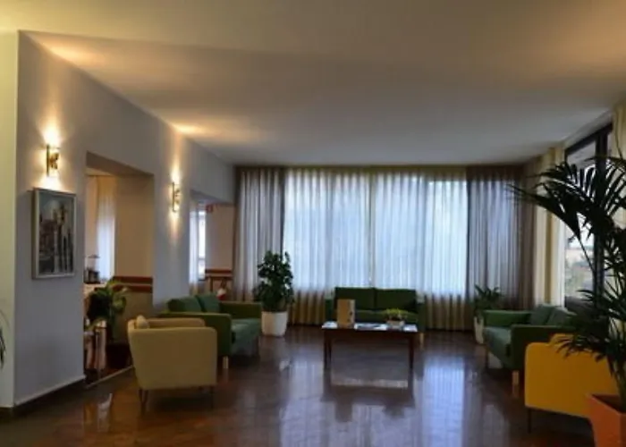 Bella Peschiera 3*